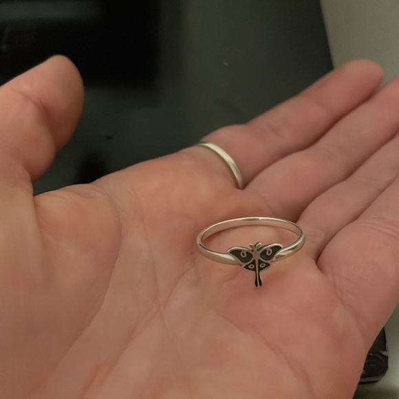 Moth Sterling silver Size 8 ring - Picture 2 of 3